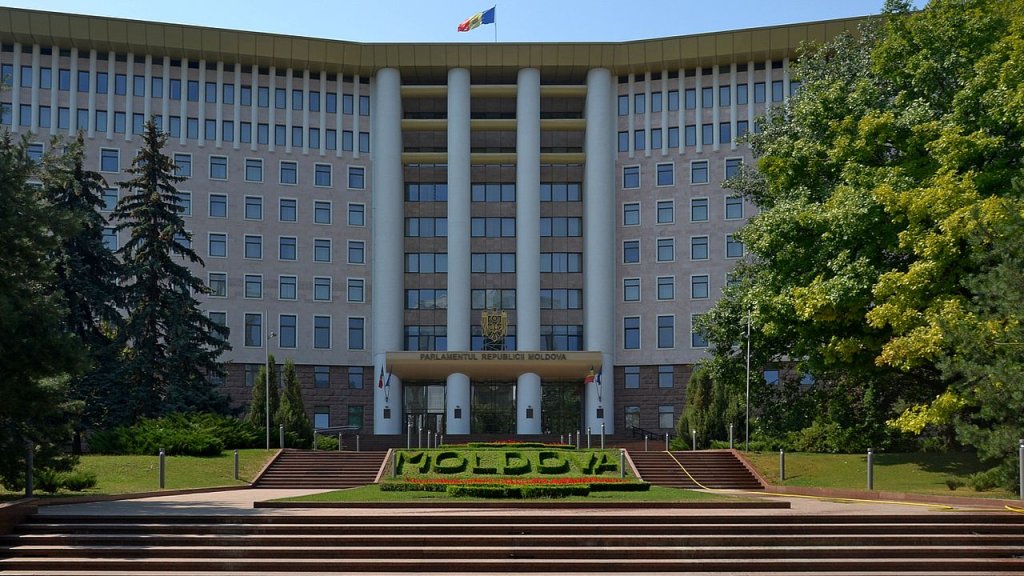 Parliament_Building_in_Chișinău