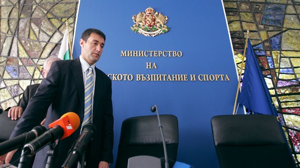Нейков обяви, че 600 000 лв. от бюджета за 2012 г. ще отиде за олимпийска подготовка