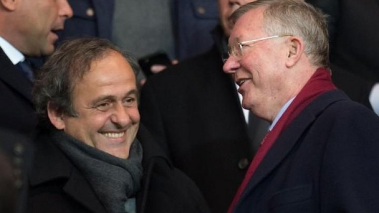 Футболен посланик. Сър Алекс може да бъде видян да наблюдава на живо някои от най-големите мачове в Европа. Той е в ролята на футболен посланик на УЕФА.