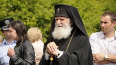 Врачанският митрополит Калиник е починал рано тази сутрин в Правителствена болница след тежко боледуване