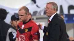 През 2010-а Рууни поиска да бъде продаден, но в крайна сметка остана в Юнайтед още 7 години.