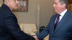 Първанов иска "нов прочит" на договора с Македония