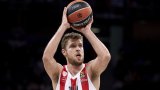 Олимпиакос и Везенков не се затрудниха при визитата си на Миконос