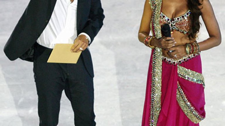 2007-а. С актрисата Бипаша Басу на дебюта на Новите 7 чудеса на света на стадион "Луш" в Лисабон.