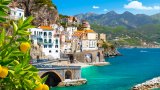 Двата най-големи италиански острова Сицилия и Сардиния са изправени пред сериозни проблеми с туристите