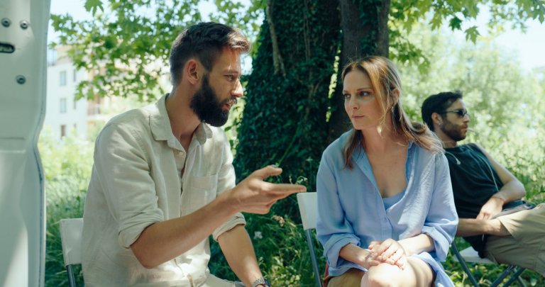 Снимка зад кулисите на "Те, вълните".