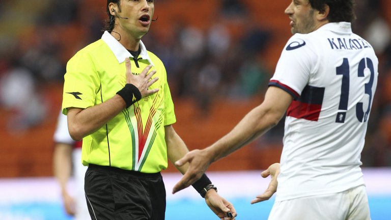 Каха Каладзе – грузинският защитник прекара почти девет пълни сезона в Милан, в които спечели на два пъти Шампионската лига и по веднъж титлата и Купата на Италия. Нямаше как да носи фланелката с №13, защото тя бе запазена за Неста, но след като отиде в Дженоа, сложи фаталния номер на гърба.