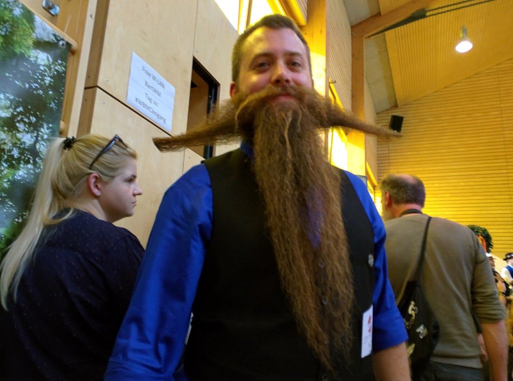 1280px-Beard_and_Mustache_Championships_-_Flickr_-_GregTheBusker_(4)
