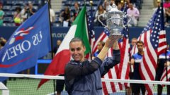 Флавиа Пенета сложи край на най-дългото чакане в историята на женския тенис с титлата от US Open след 7-6(4) 6-2 над сънародничката 