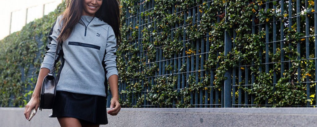 Забраната на минижупа в Уганда
Уганда въведе закон срещу порнографията, който наложи забрана за "неприличното" женско облекло. Известен като "законът за минижупите", той не посочва изрично късите поли, но криминализира носенето на дрехи, които разкриват гърдите, бедрата и задните части на жените.