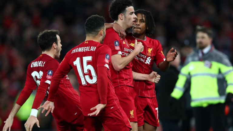 Това беше първи гол на Къртис Джоунс за Ливърпул и първи за него в мъжкия футбол като цяло