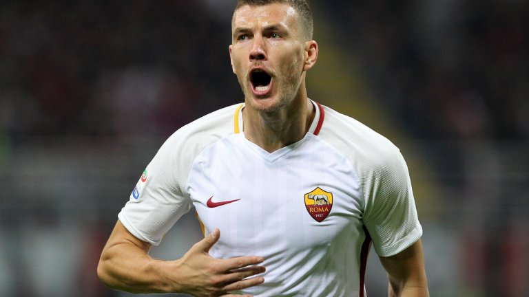 8. Един Джеко (50 гола в 92 мача)
През първия си сезон в Серия А не се беше адаптирал към италианския футбол и завърши с 10 гола за Рома, но през следващия наниза 39. Оттогава е звездата на "вълците" и наскоро отбеляза и попадение номер 100 за тях.