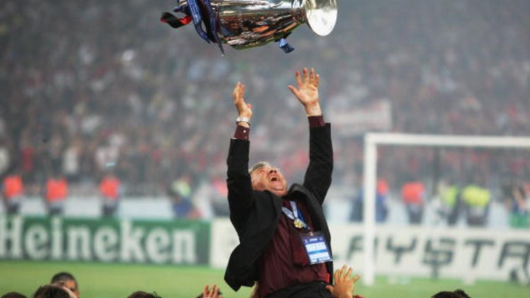 Карло Анчелоти
Един от най-добрите специалисти в съвременния футбол спечели два пъти Шампионската лига и веднъж стана шампион на Италия в осемте си години в Милан. 58-годишният италиански специалист е работил още в отбори като Ювентус, Челси, ПСЖ и Реал, а от лятото на 2016-а бе начело на Байерн Мюнхен, като спечели титлата в Бундеслигата още в първия си сезон. Малко след година по-късно бе уволнен и сега Карлето си почива, а ние очакваме да се завърне към треньорската професия в началото на сезон 2018/19.