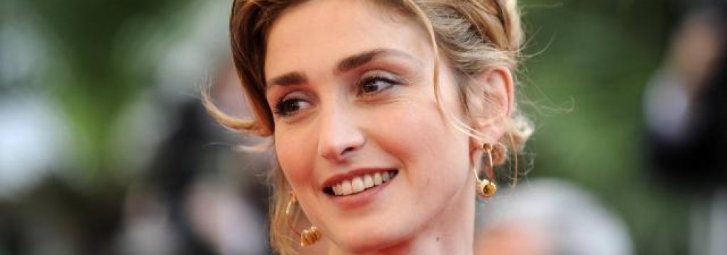julie gayet