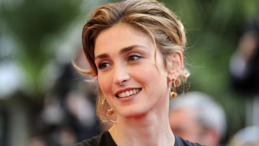 julie gayet