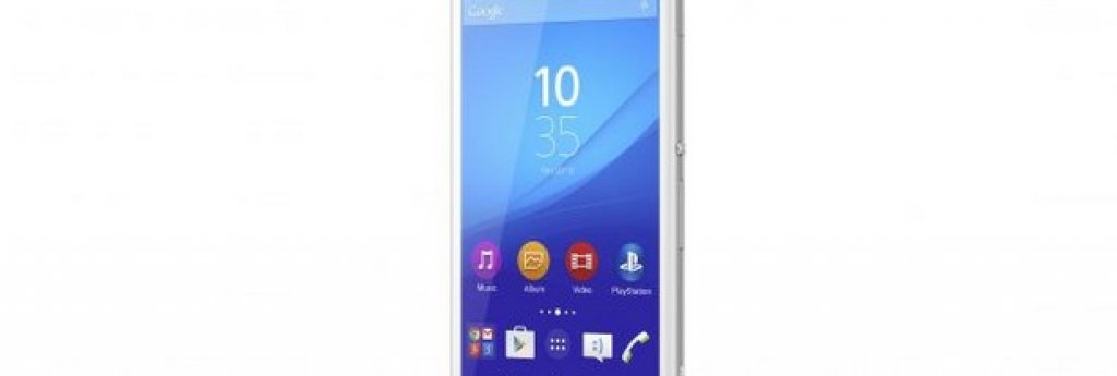 3. Sony Xperia M4 Aqua
Последният модел в средния клас от Sony е доста голям напредък спрямо M2 Aqua. Ако искате малко повече, можете да погледнете и Sony Xperia M5, който обаче малко превишава ценовата граница.
След като изяснихме това - нека кажем, че телефонът разбива. Той е единственият от списъка, който можете да вземете в банята с вас, без да му се случи нищо.
Екранът е чудесен, макар и при резолюция от 720p, разположени на 5 инча дисплей. Батерията е сред най-добрите, които сме виждали на телефон от този клас в последно време. Ако харесвате телефоните на фирмата, това е най-добрият, който можете да вземете като цена/качество в класа си.
Предимства: 
+ Много добър живот на батерията
+ Водоустойчив 
Недостатъци: 
- Само 8GB вътрешна памет
- Справя се по-бавно от очакваното с някои задачи