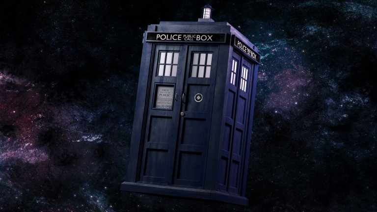 Култовият космически кораб "Тардис", маскиран като британска полицейска кабина - един от символите на сериала Doctor Who.