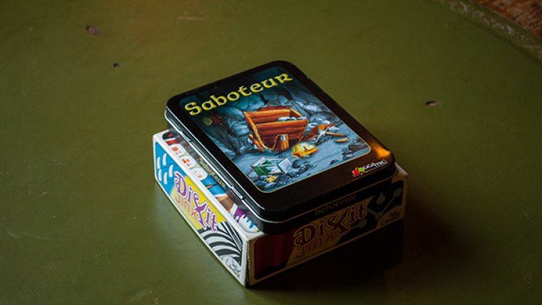 "Саботьор" - играта, в която златото е заветната цел