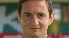 Българският защитник Асен Караславов ще играе на полуфинал с втородивизионния Гройтер