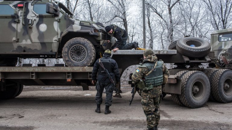 Примирието в Източна Украйна влезе в сила в полунощ на 15 февруари
