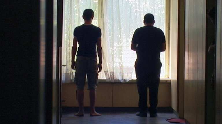 Полицията залови двама арменци, пребили арменския поп във Варна