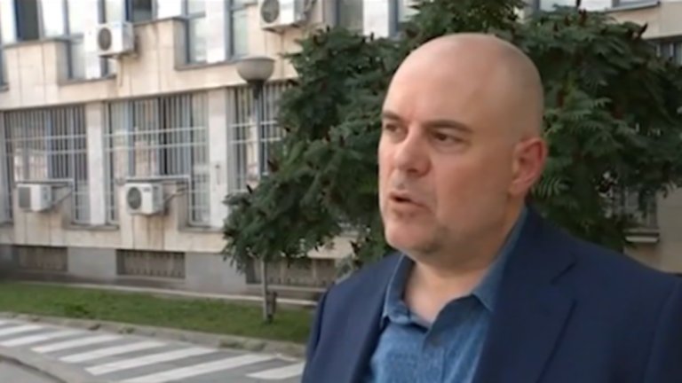 По думите му може да се очакват още обвинения срещу служители на "Тад груп"