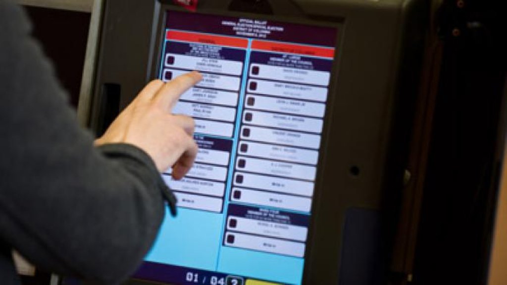 station-polling-ballot-washingtondc.si