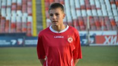 Вальо Антов е сочен за един от най-големите таланти в българския футбол. Той стана най-младият капитан в историята на ЦСКА в официален мач.