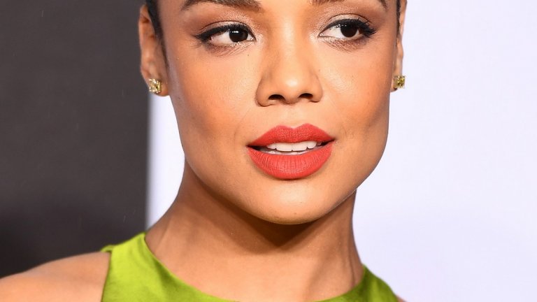 1. Теса Томпсън
Тя е навсякъде – от телевизионния екран и дивото технологично бъдеще на "Westworld" на HBO, през по-малките, но качествени продукции като Annihilation до големите блокбъстъри като "Крийд 2“. А и предстои още една голяма роля съвсем скоро – с Крис Хемсуърт (с когото си партнира и в "Тор: Рагнарок") са новите лица на поредицата "Мъже в черно" и догодина ще ги гледаме в Men in Black International. С това работно темпо Томпсън ще върви все по-нагоре.