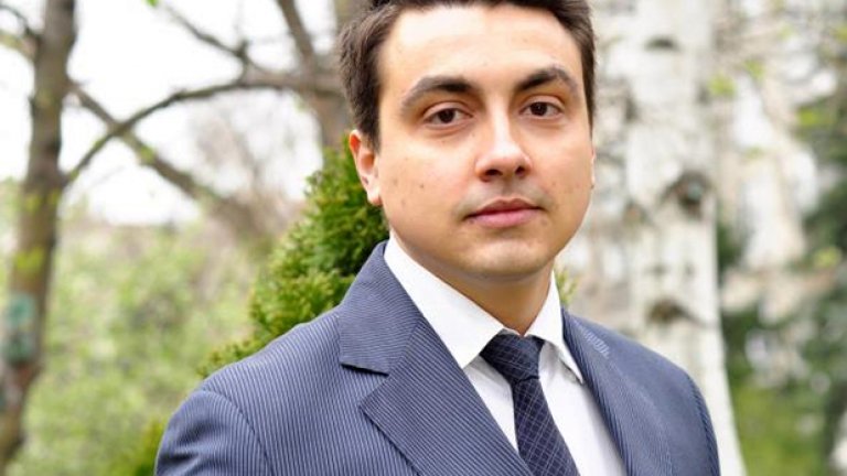 Номер 15 Момчил Неков изпревари партийния лидер Сергей Станишев в листата на БСП за евроизборите през 2014 г.
