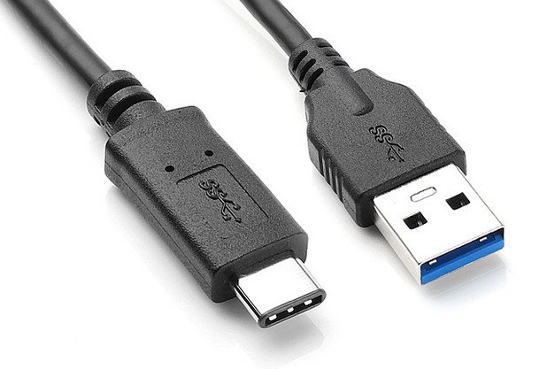 Преминаването от стария (вдясно) към новия USB стандарт обещава да донесе доста позитиви