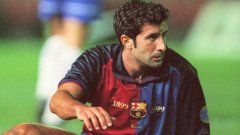 Фиго беше обичан от феновете, но се чувстваше недооценен от шефовете си в Барселона