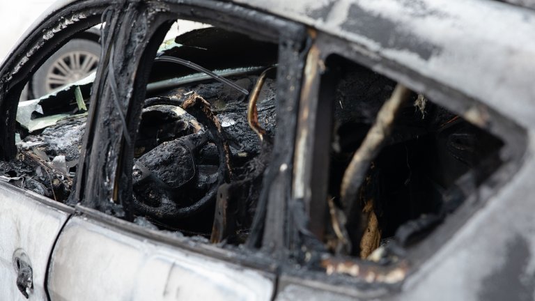 В пожарът на автоморгата са изгорели още мотокар и едно хале