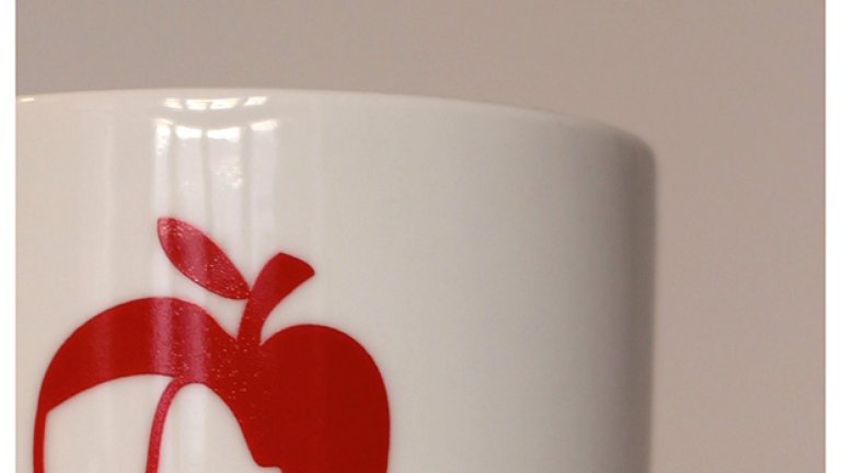 Жената, която си взе ябълката от Apple