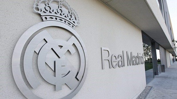 Сградата до едно от тренировъчните игрища на Реал (Мадрид) предлага условия, които дори и някои от най-елитните хотели по света не разполагат