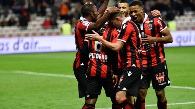 10. Ница отново победи
Ница се върна на върха на класирането на френската Лига 1 след класическа победа с 3:0 над Тулуза у дома в последния двубой от 16-ия кръг. Тимът от Лазурния брят събра 39 точки - с 3 точки аванс пред Монако и с 4 точки преднина пред шампиона Пари Сен Жермен.