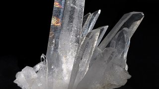 897px-Quartz,_Tibet