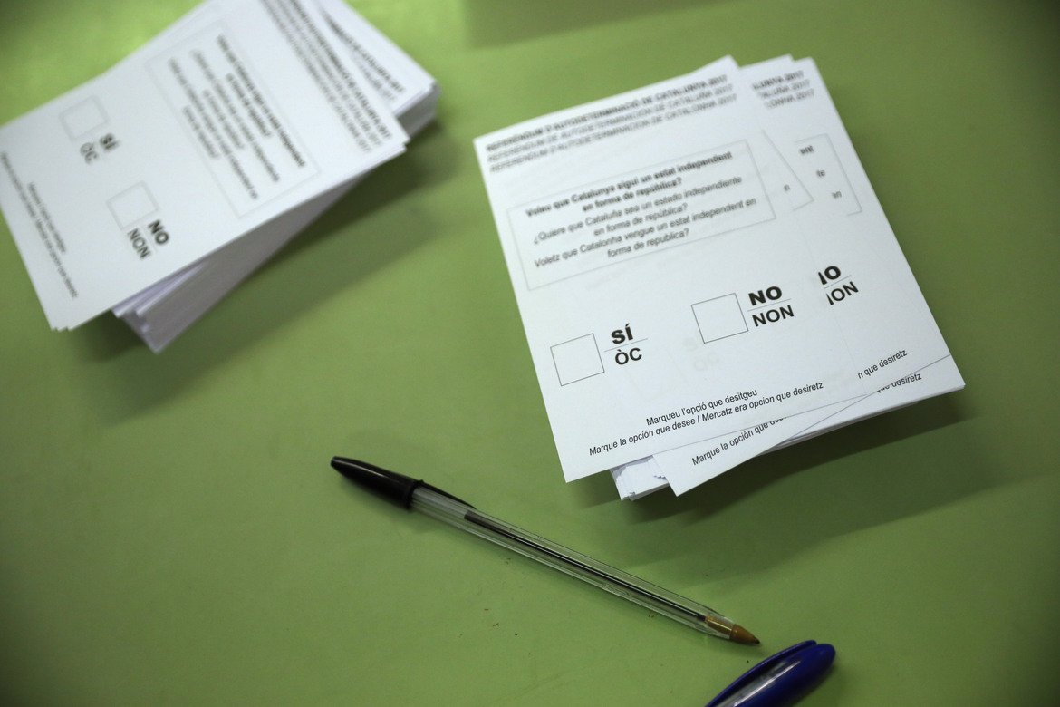 Бюлетината за гласуване на референдума за независимост в Каталуния