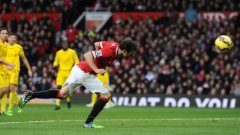 Хуан Мата вкара от засада втория гол за Юнайтед при победата с 3:0 срещу Ливърпул