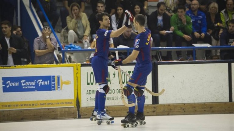 Отборът по хокей с ролкови кънки започна с две победи държавния шампионат на Испания.