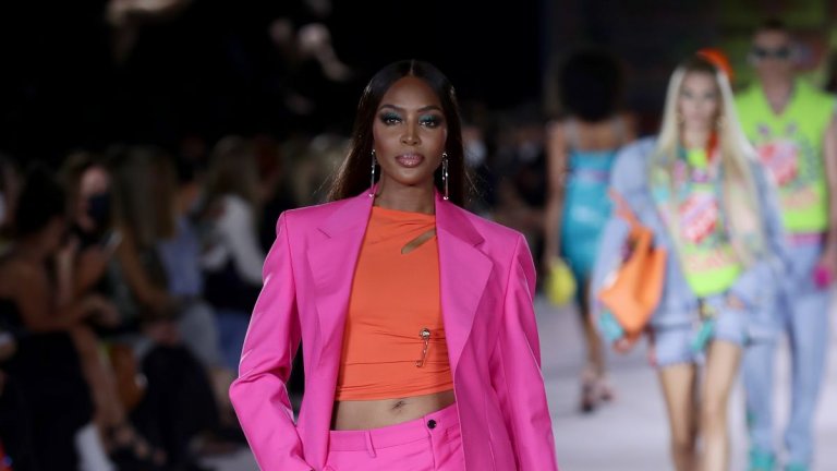 По цвета ще те познаят
Феновете на пастелните тонове ще трябва обръщат по-често поглед настрани през пролетта, защото сред тенденциите ще доминират ярките неонови цветове. Неоново зелено, ярко розово и лимонено жълто при дрехите са само част от свежия коктейл за сезона. А ако държите напълно да се качите на гребена на модната вълна - облечете се в неонови цветове от глава до пети.