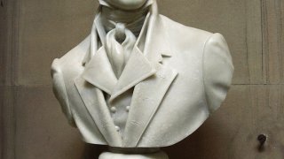 Bust_of_Matthew_Macfadyen_as_Fitzwilliam_Darcy