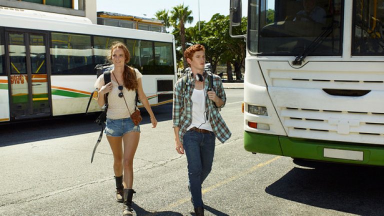 Шортите на остров Паама
През март 2001 г. управниците на остров Паама във Вануату забраняват на жените да носят шорти и къси панталони на обществени места. Според тях подобно облекло е твърде разголващо и може да провокира изнасилвания и прелюбодеяния.