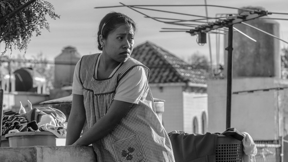 Roma 

Филмът на Алфонсо Куарон е интимен, емоционален и изключително силен разказ за жената, която го отглежда като дете. Заснет в черно-бяло и с майсторска обработка на звука, "Рома" е "най-важният филм в кариерата" на големия режисьор, по собственото му признание. 