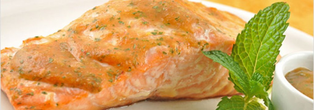 0013-grilled-salmon-mango-barbecue-sauce