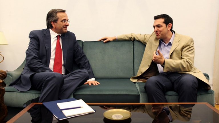 Бившият премиер Андонис Самарас от консерваторите и наследникът му Алексис Ципрас