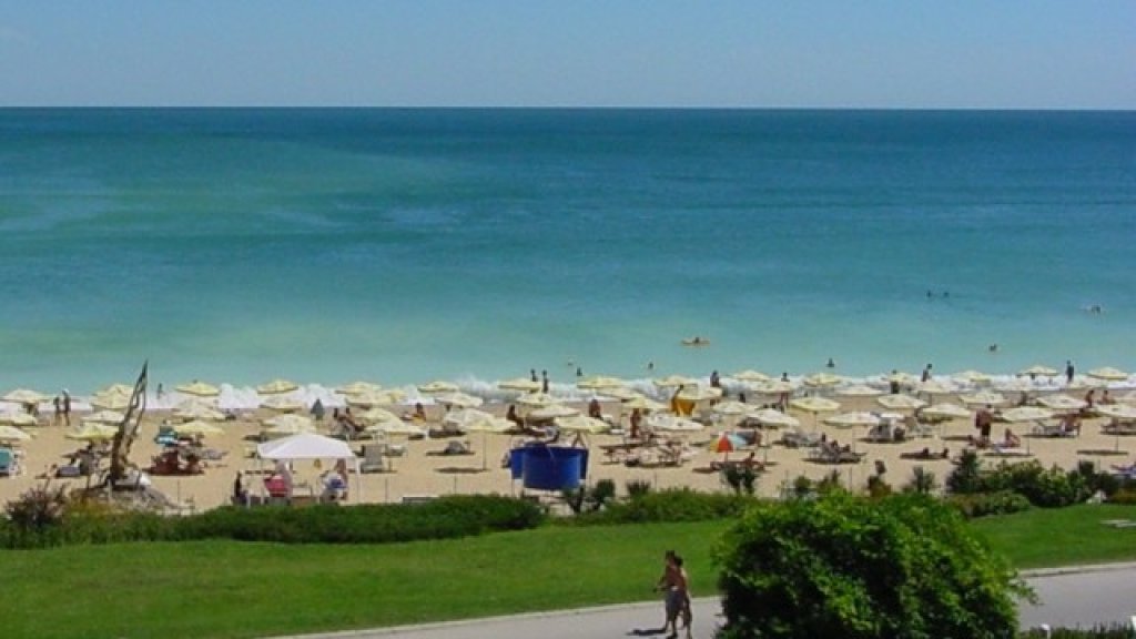 golden sands