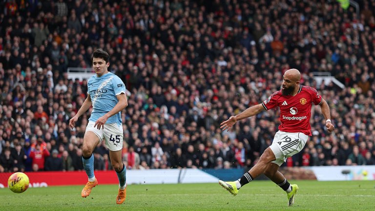 Юнайтед помете Сити в дербито на Манчестър