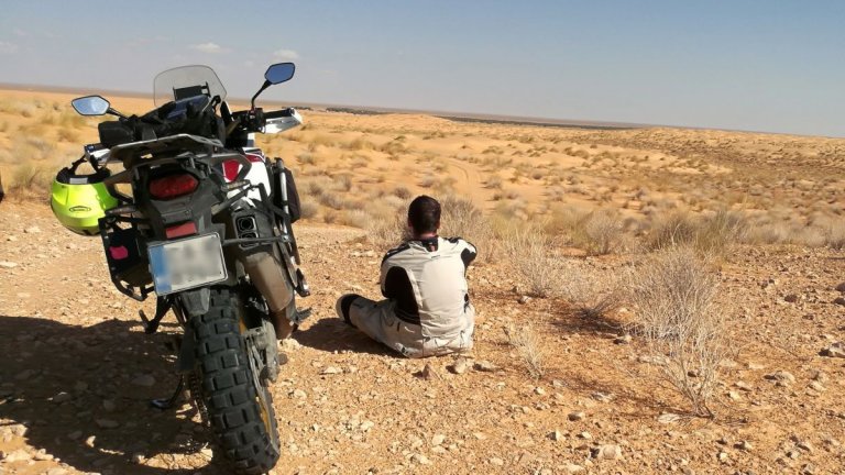 Димитър Камбарев работи и пътешества с еднаква страст