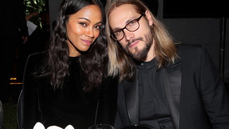 Романтичният живот на Салдана е далеч от хаоса на този на други нейни колежки в Холивуд. След раздялата с дългогодишния й приятел Кийт Бритън, също актьор, името й е свързвано с това на Брадли Купър. В крайна сметка обаче през 2013 г. тя се омъжи за художника Марко Перего. Двамата имат трима сина.